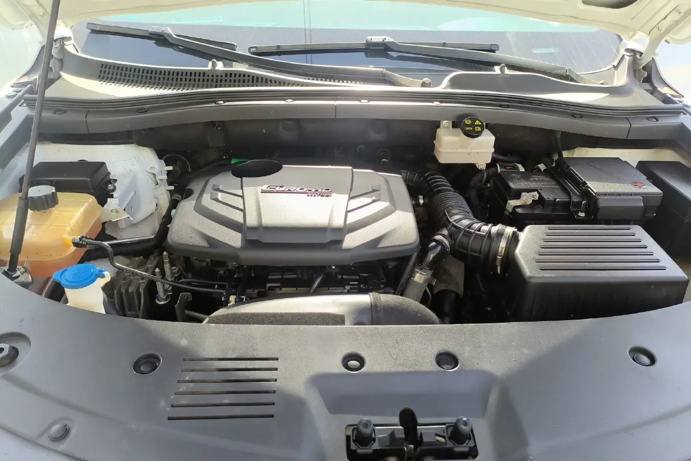 2020 DongFeng Fengon Fengon ix7 2.0T 231HP L4 6AT,autocango,china used car exporter,china ev exporter,chinese used car exporter,chinese used ev exporter