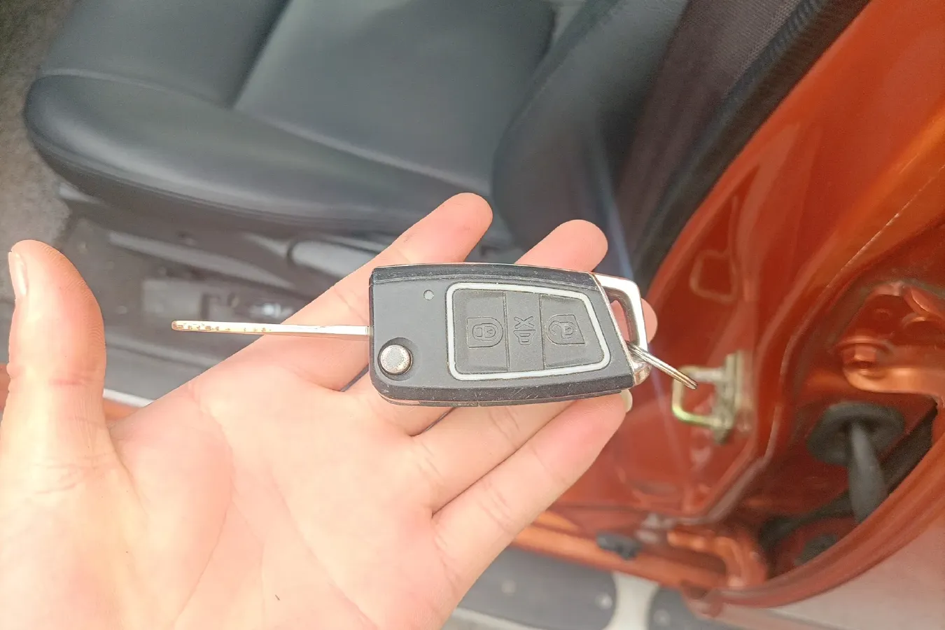 2007 Dongfeng Oting 2.4L 150HP L4 5MT,autocango,china used car exporter,china ev exporter,chinese used car exporter,chinese used ev exporter