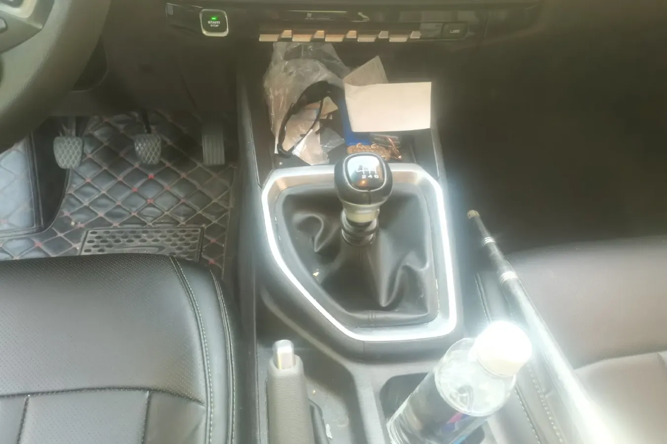 2019 BaoJun RM-5 1.5L 99HP L4 6MT,autocango,china used car exporter,china ev exporter,chinese used car exporter,chinese used ev exporter