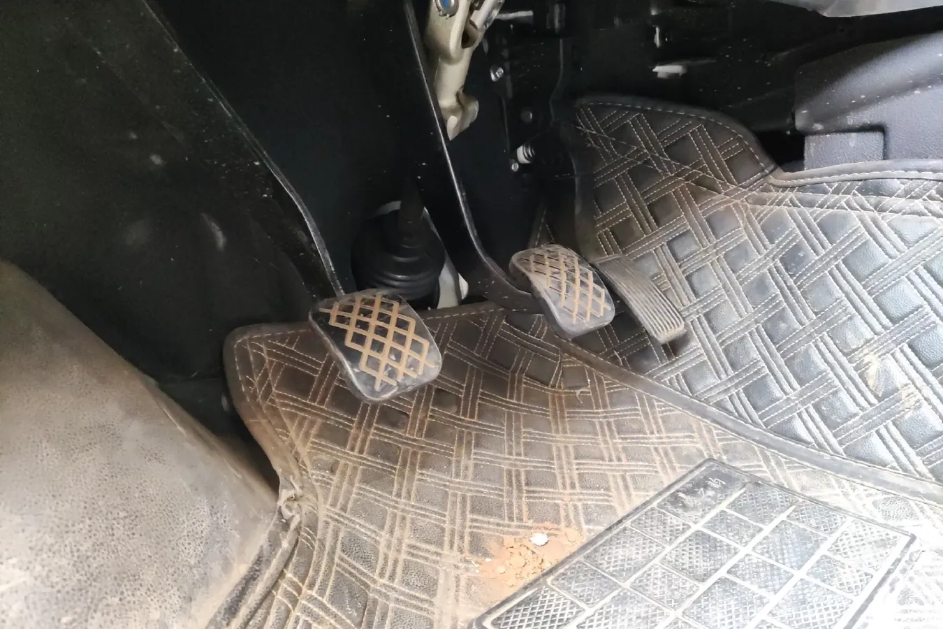 2021 JinBei Golden Sea Lion 2.0L 150HP L4 5MT,autocango,china used car exporter,china ev exporter,chinese used car exporter,chinese used ev exporter