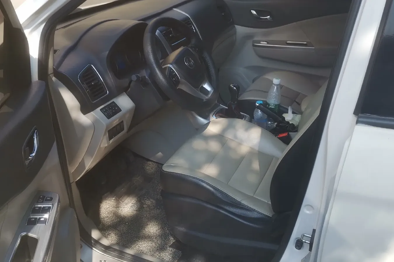 2016 DongFeng Forthing S500 1.5L 120HP L4 5MT,autocango,china used car exporter,china ev exporter,chinese used car exporter,chinese used ev exporter