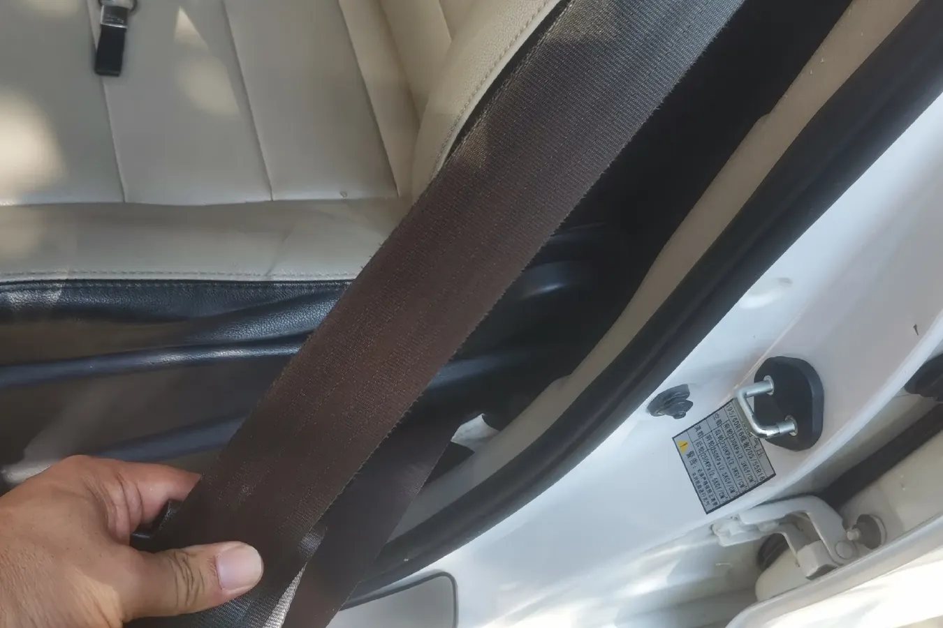 2016 DongFeng Forthing S500 1.5L 120HP L4 5MT,autocango,china used car exporter,china ev exporter,chinese used car exporter,chinese used ev exporter