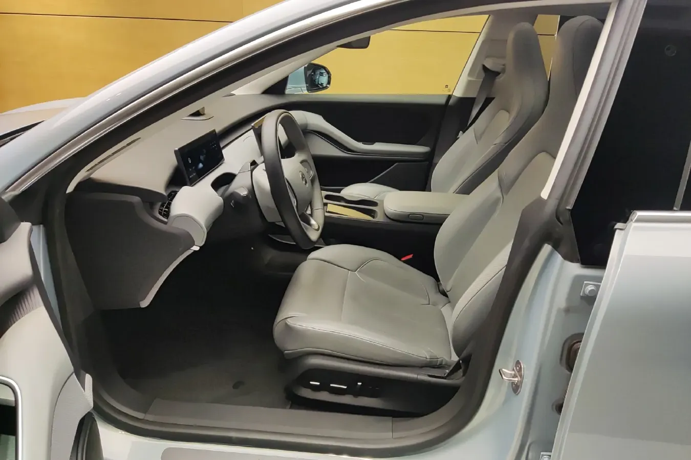 2022 NIO ET5 BEV 75KWH,autocango,china used car exporter,china ev exporter,chinese used car exporter,chinese used ev exporter