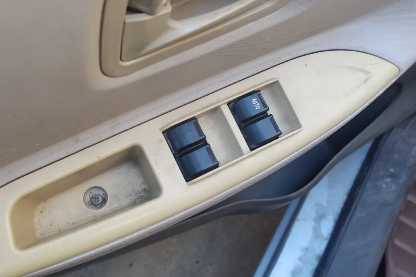 2014 FAW XiaLi N5 1.0L 69HP L3 5MT,autocango,china used car exporter,china ev exporter,chinese used car exporter,chinese used ev exporter