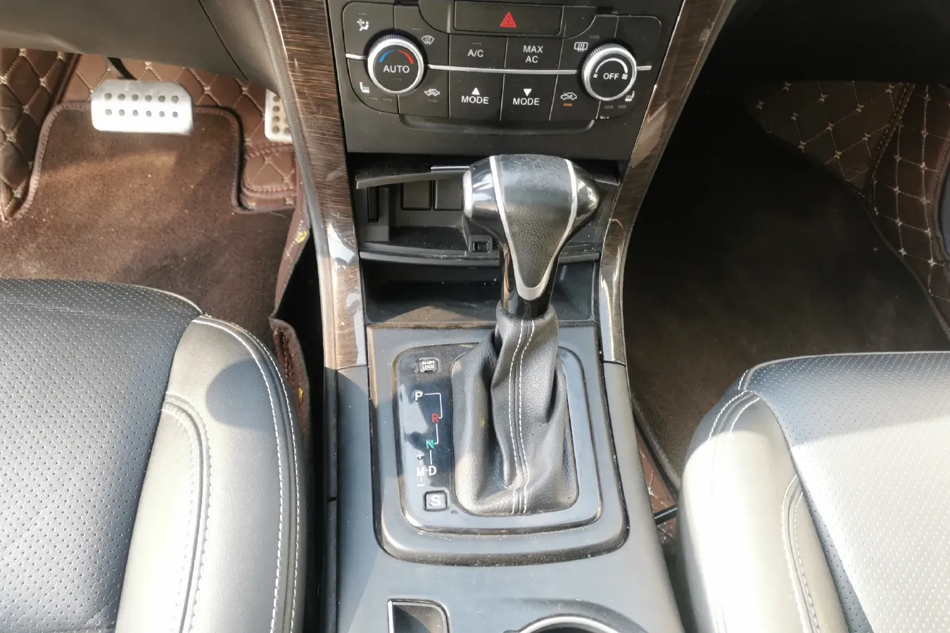 2017 BAIC Hyosow S6 1.5T 150HP L4 CVT,autocango,china used car exporter,china ev exporter,chinese used car exporter,chinese used ev exporter