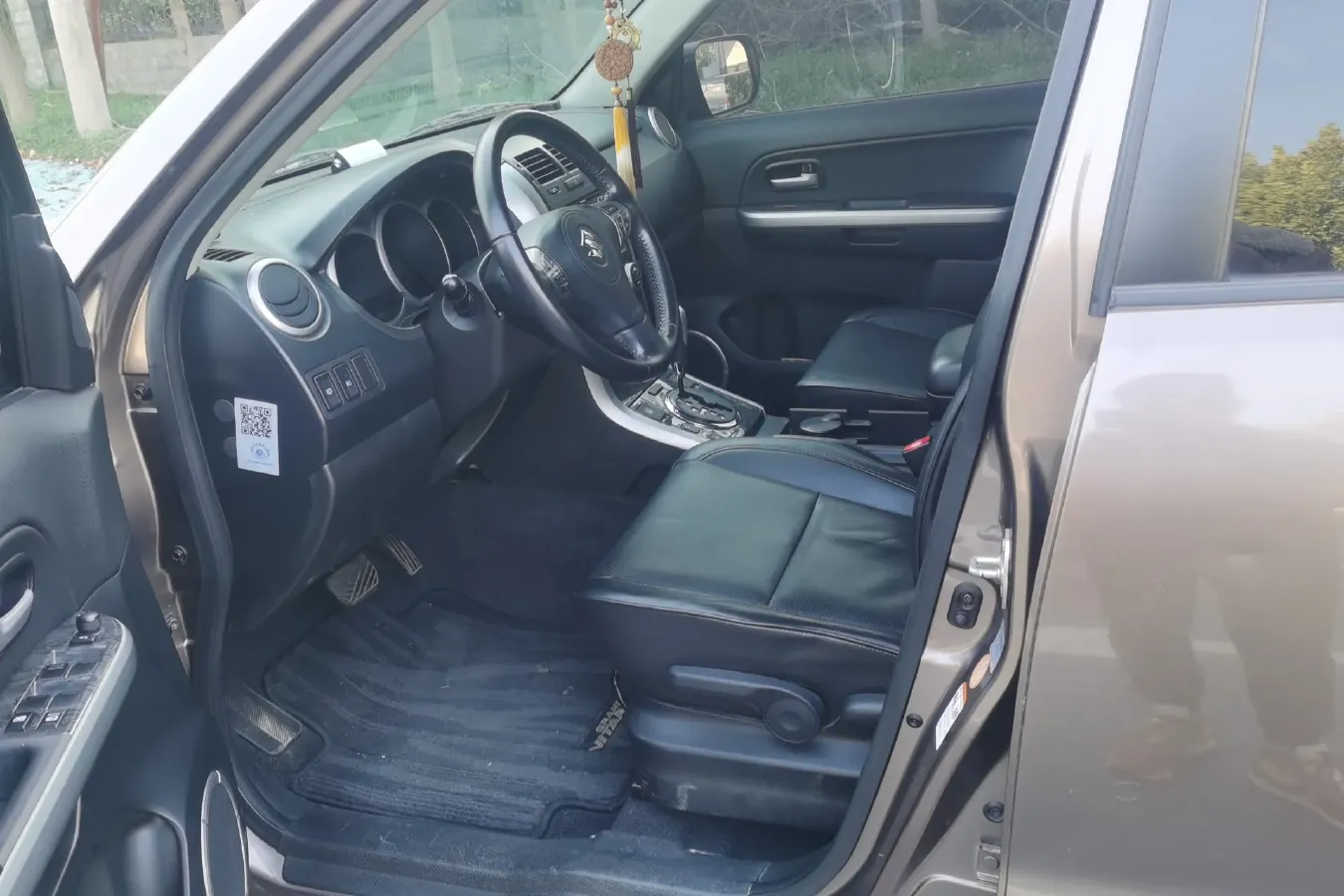 2012 Suzuki Grand Vitara 2.4L 166HP L4 4AT,autocango,china used car exporter,china ev exporter,chinese used car exporter,chinese used ev exporter