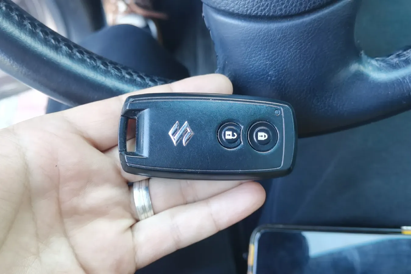 2012 Suzuki Grand Vitara 2.4L 166HP L4 4AT,autocango,china used car exporter,china ev exporter,chinese used car exporter,chinese used ev exporter