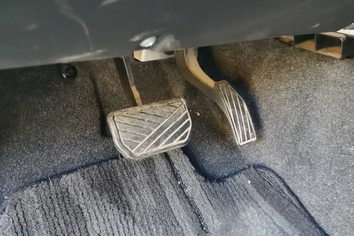 2012 Suzuki Grand Vitara 2.4L 166HP L4 4AT,autocango,china used car exporter,china ev exporter,chinese used car exporter,chinese used ev exporter