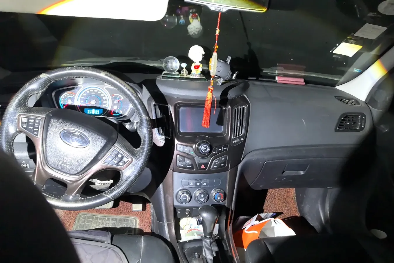 2015 HaiMa S7 2.0L 150HP L4 5AT,autocango,china used car exporter,china ev exporter,chinese used car exporter,chinese used ev exporter