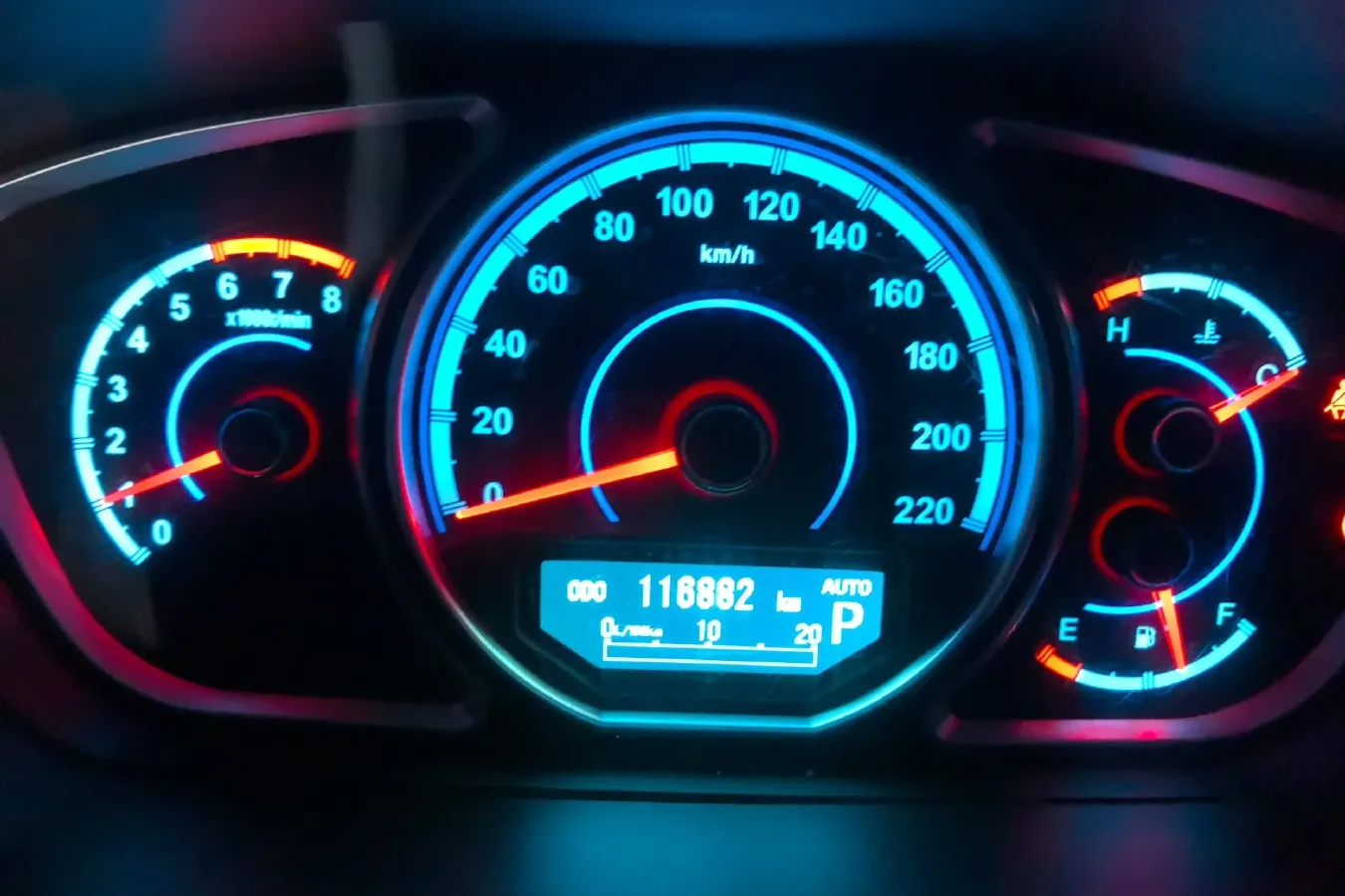 2015 HaiMa S7 2.0L 150HP L4 5AT,autocango,china used car exporter,china ev exporter,chinese used car exporter,chinese used ev exporter