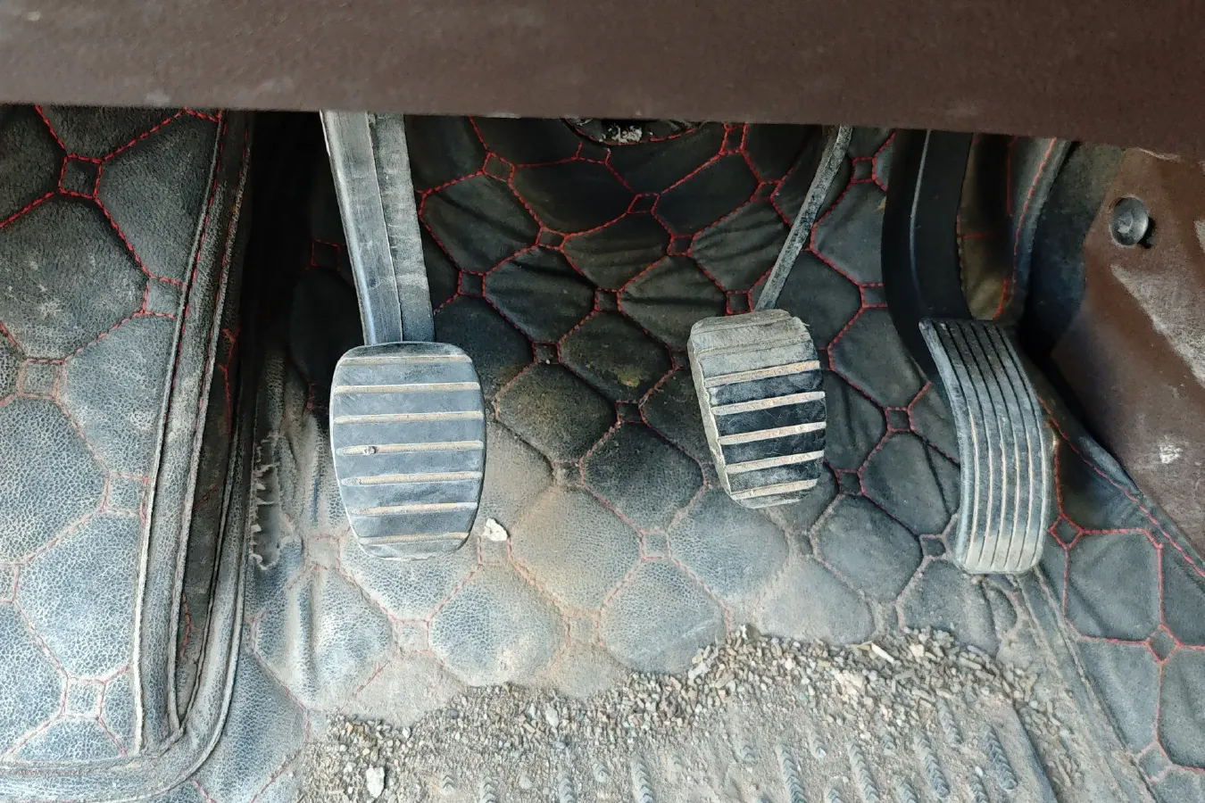 2017 DongFeng Forthing Joyear X3 1.5L 120HP L4 5MT,autocango,china used car exporter,china ev exporter,chinese used car exporter,chinese used ev exporter