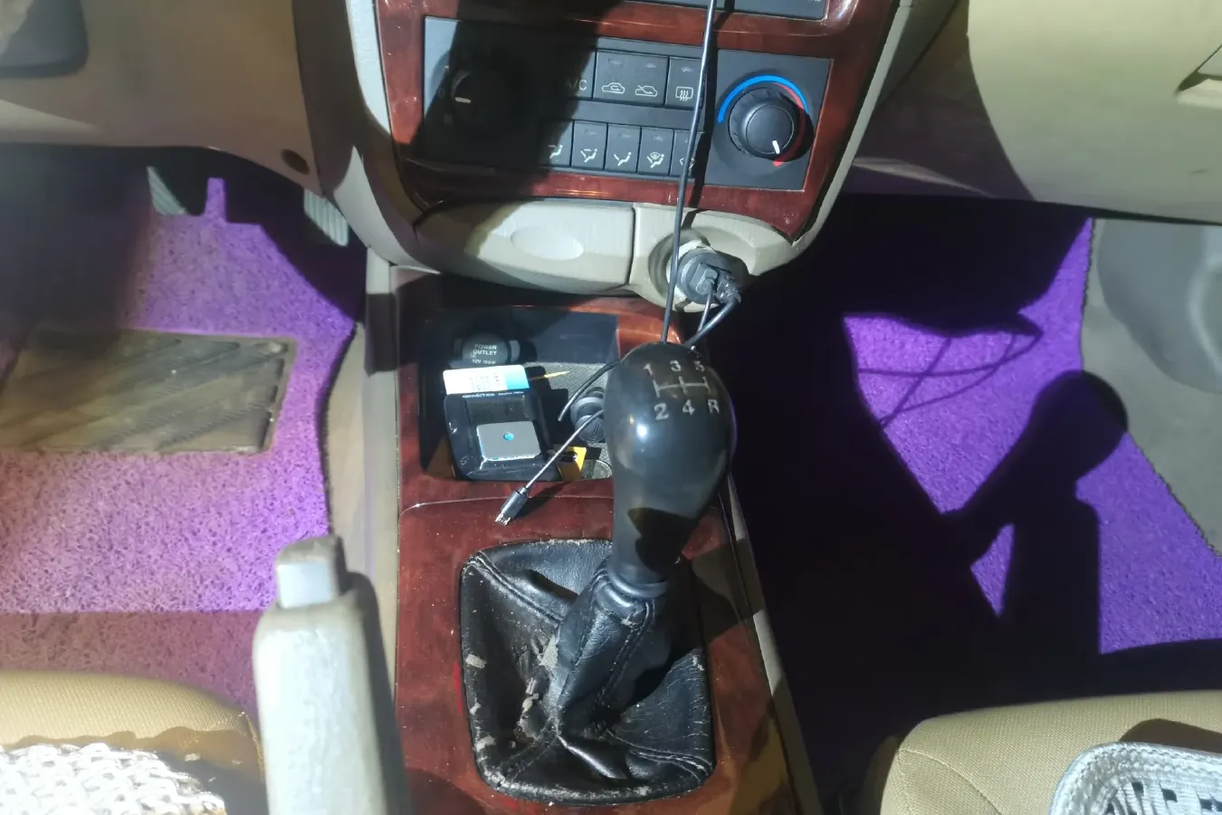 2009 Hyundai MoInca 1.8L 130HP L4 5MT,autocango,china used car exporter,china ev exporter,chinese used car exporter,chinese used ev exporter