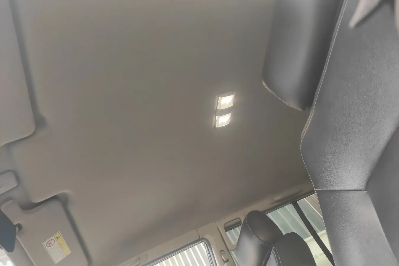 2015 Leopaard Q6 2.4L 147HP L4 5MT,autocango,china used car exporter,china ev exporter,chinese used car exporter,chinese used ev exporter