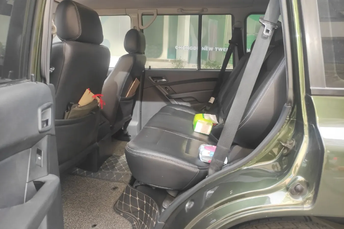 2015 Leopaard Q6 2.4L 147HP L4 5MT,autocango,china used car exporter,china ev exporter,chinese used car exporter,chinese used ev exporter