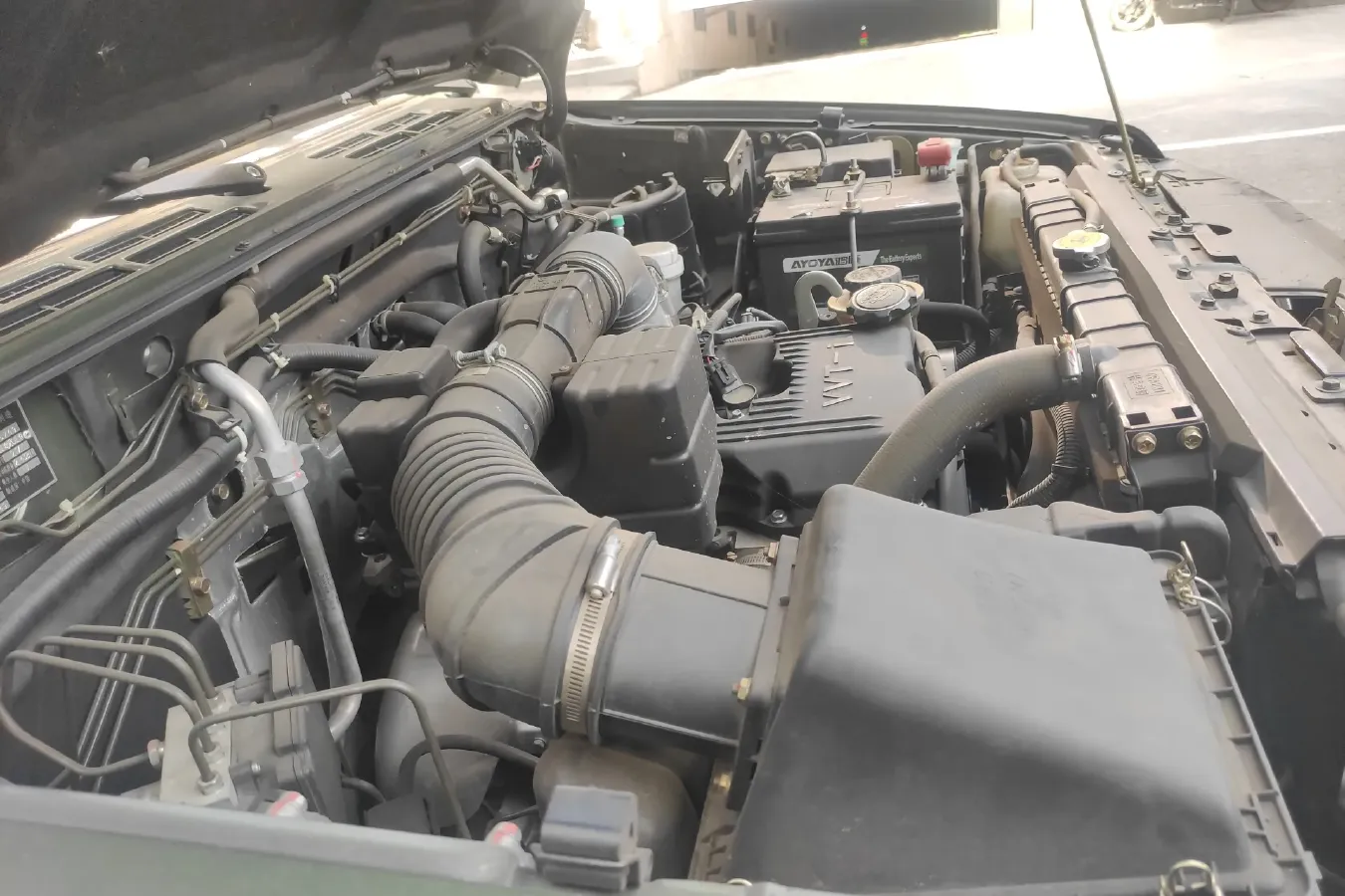 2015 Leopaard Q6 2.4L 147HP L4 5MT,autocango,china used car exporter,china ev exporter,chinese used car exporter,chinese used ev exporter