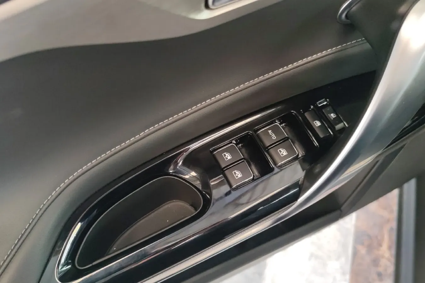 2019 ChangAn CS95 2.0T 233HP L4 6AT,autocango,china used car exporter,china ev exporter,chinese used car exporter,chinese used ev exporter