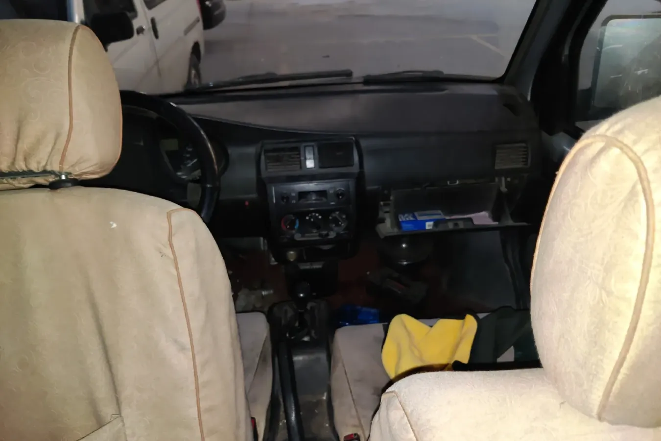 2012 WuLing RongGuang Mini Truck 1.2L 82HP L4 5MT,autocango,china used car exporter,china ev exporter,chinese used car exporter,chinese used ev exporter