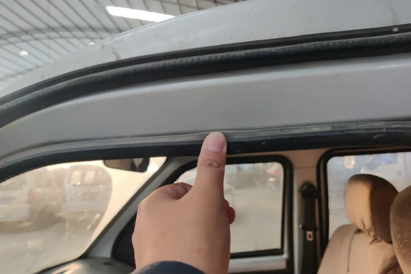 2012 WuLing RongGuang Mini Truck 1.2L 82HP L4 5MT,autocango,china used car exporter,china ev exporter,chinese used car exporter,chinese used ev exporter