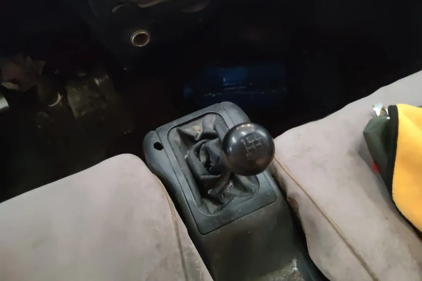 2012 WuLing RongGuang Mini Truck 1.2L 82HP L4 5MT,autocango,china used car exporter,china ev exporter,chinese used car exporter,chinese used ev exporter