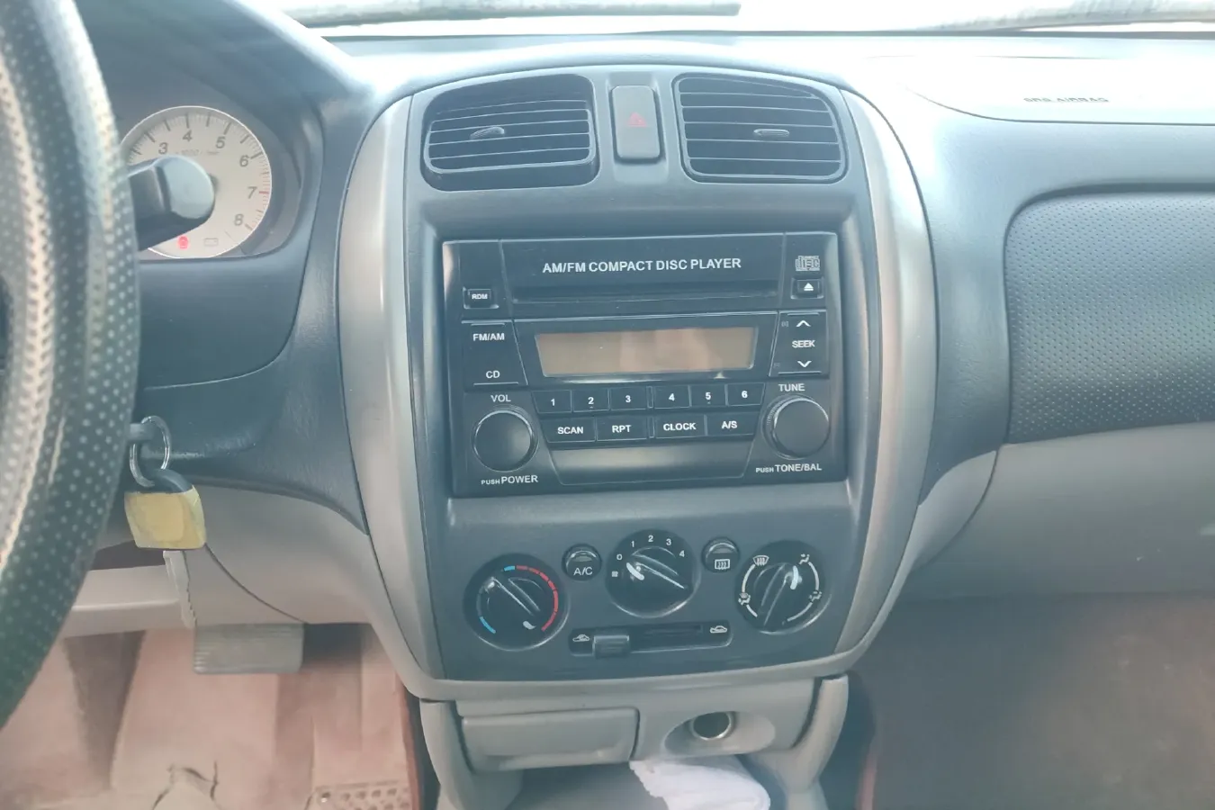 2009 HaiMa Family 1.6L 96HP L4 4AT,autocango,china used car exporter,china ev exporter,chinese used car exporter,chinese used ev exporter