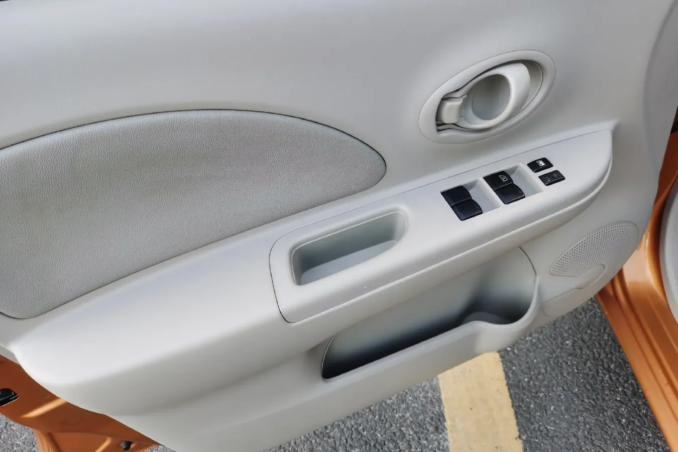 2010 Nissan March 1.5L 107HP L4 4AT,autocango,china used car exporter,china ev exporter,chinese used car exporter,chinese used ev exporter