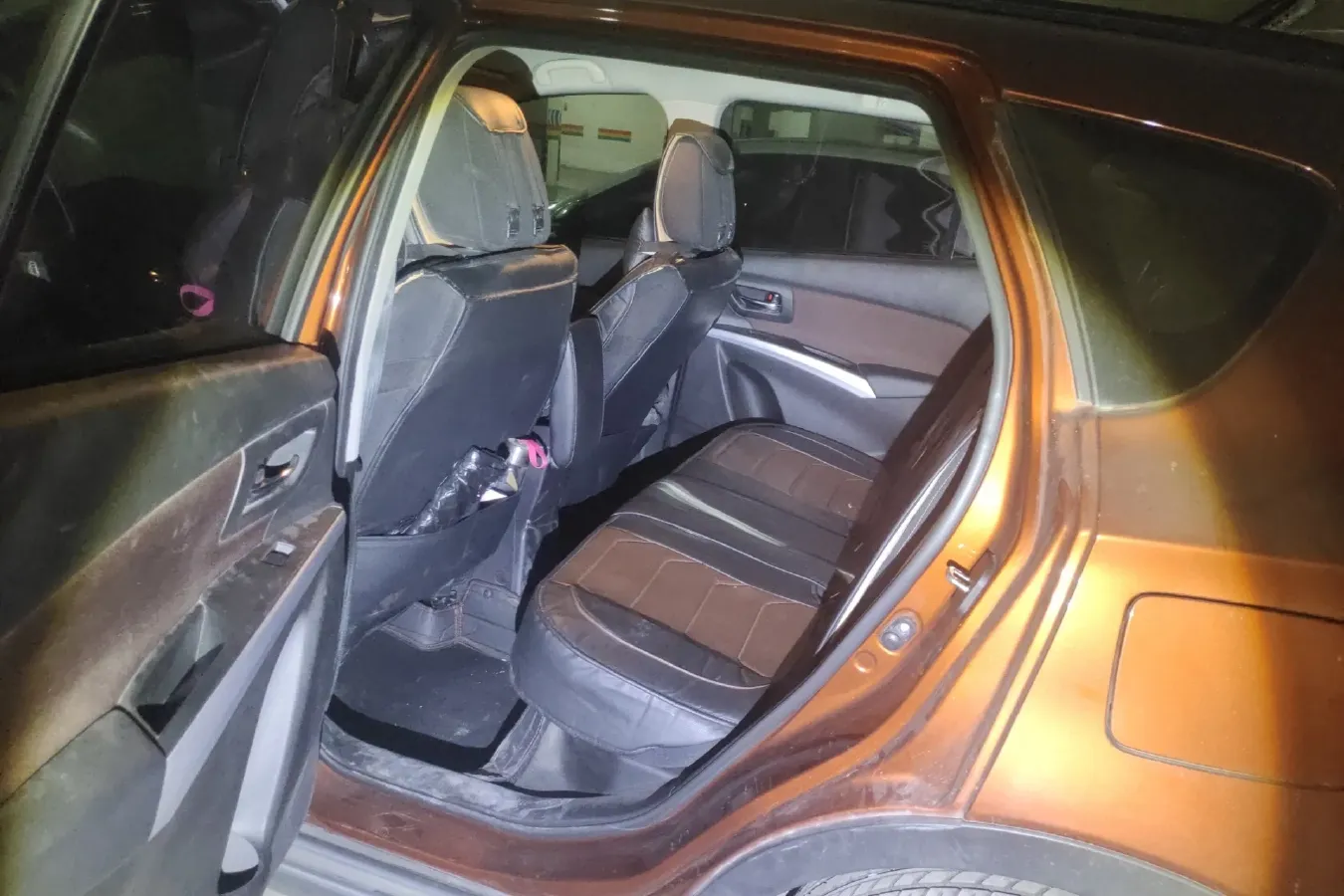 2017 Suzuki SX4 S-Cross 1.6L 122HP L4 5MT,autocango,china used car exporter,china ev exporter,chinese used car exporter,chinese used ev exporter