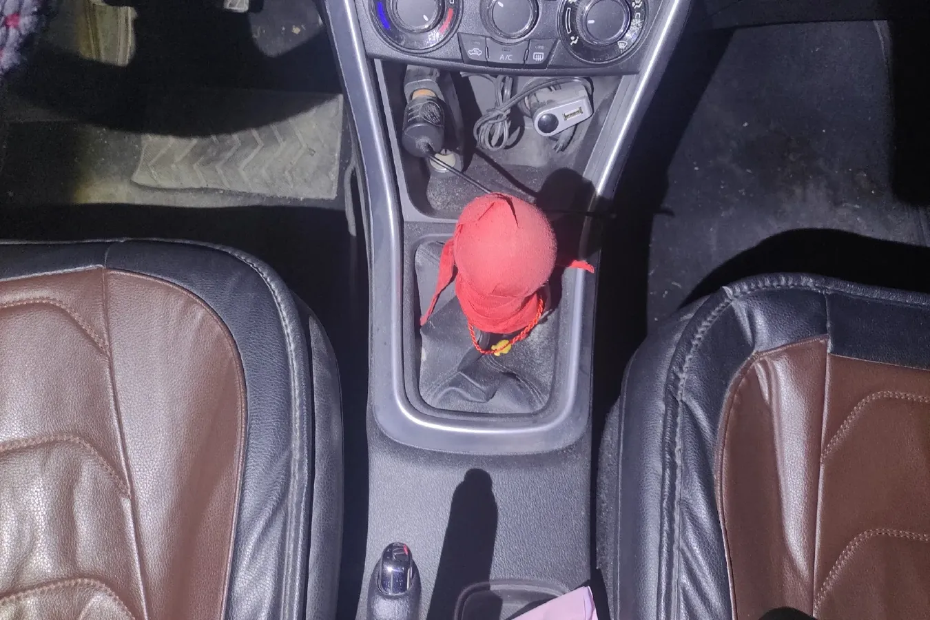 2017 Suzuki SX4 S-Cross 1.6L 122HP L4 5MT,autocango,china used car exporter,china ev exporter,chinese used car exporter,chinese used ev exporter