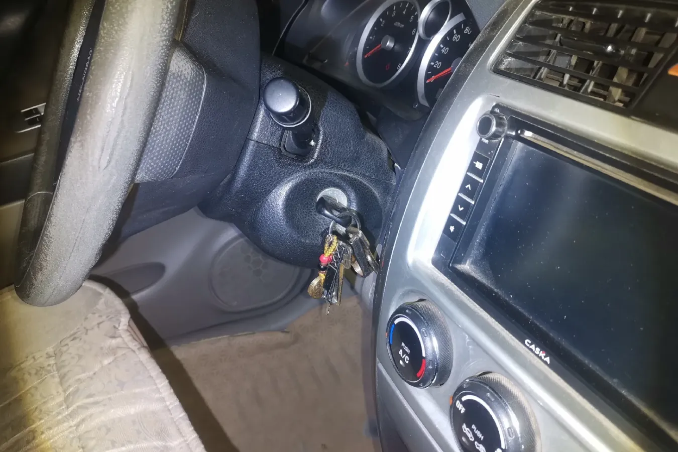 2011 Suzuki Liana 1.4L 99HP L4 5MT,autocango,china used car exporter,china ev exporter,chinese used car exporter,chinese used ev exporter