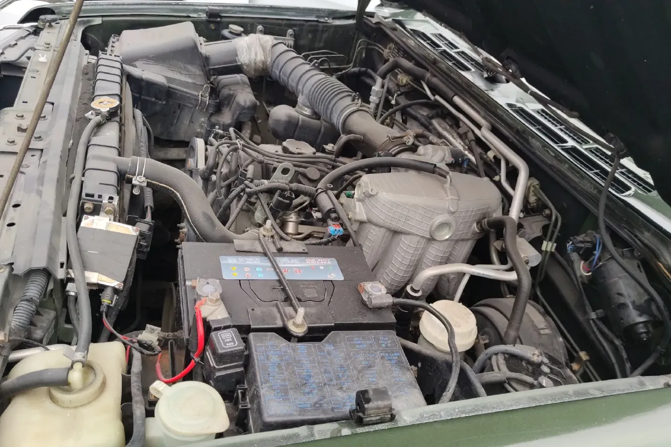 2014 Leopaard Black King Kong 2.4L 129HP L4 5MT,autocango,china used car exporter,china ev exporter,chinese used car exporter,chinese used ev exporter