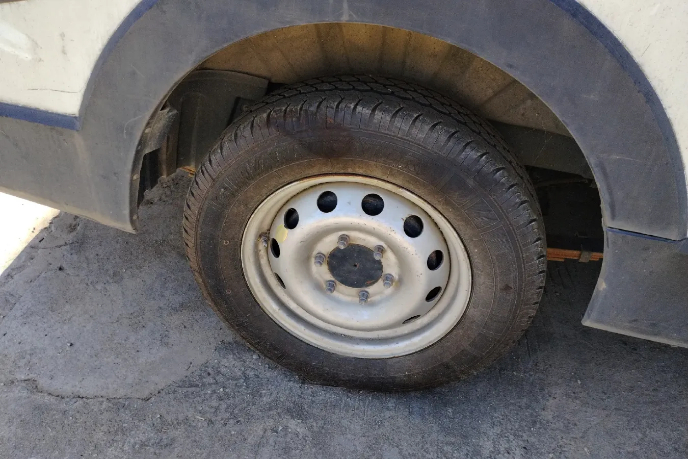 2021 Karry Dolphin EV BEV 43.5KWH,autocango,china used car exporter,china ev exporter,chinese used car exporter,chinese used ev exporter