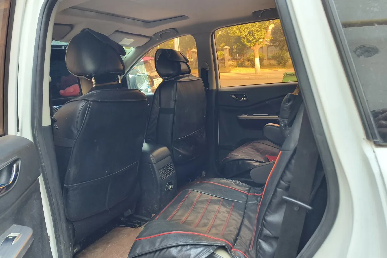 2017 DongFeng Forthing S500 1.5L 120HP L4 5MT,autocango,china used car exporter,china ev exporter,chinese used car exporter,chinese used ev exporter