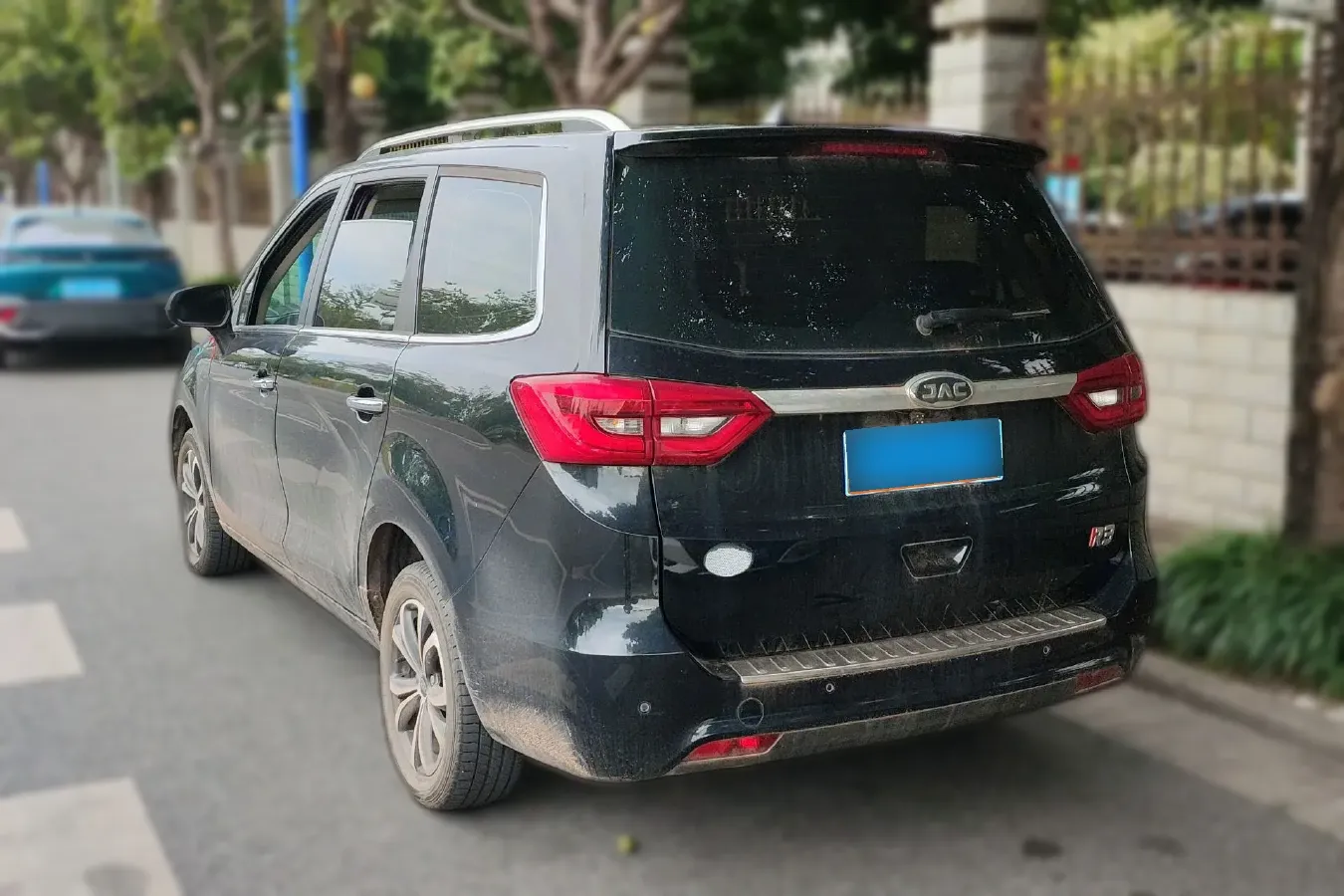 2018 JAC Refine R3 1.6L 120HP L4 5MT,autocango,china used car exporter,china ev exporter,chinese used car exporter,chinese used ev exporter