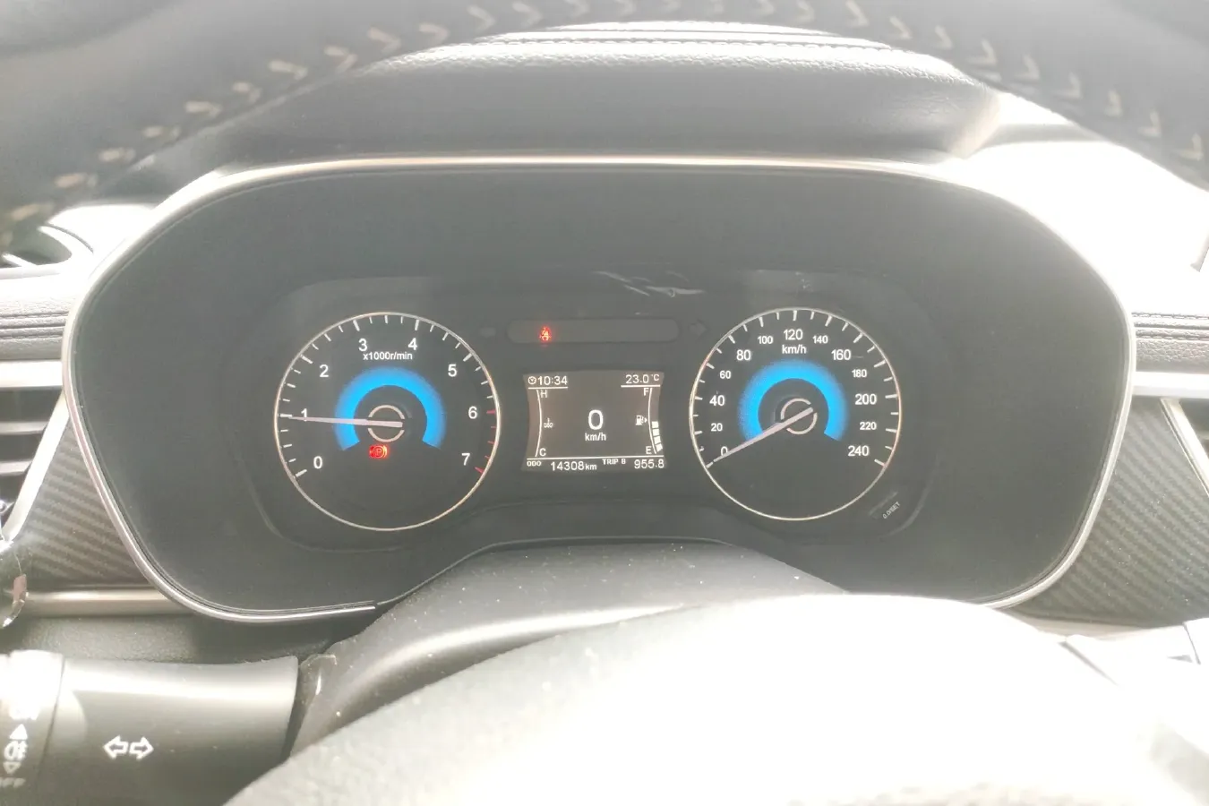 2021 DongFeng Fengon Fengon 580 1.5T 150HP L4 6MT,autocango,china used car exporter,china ev exporter,chinese used car exporter,chinese used ev exporter