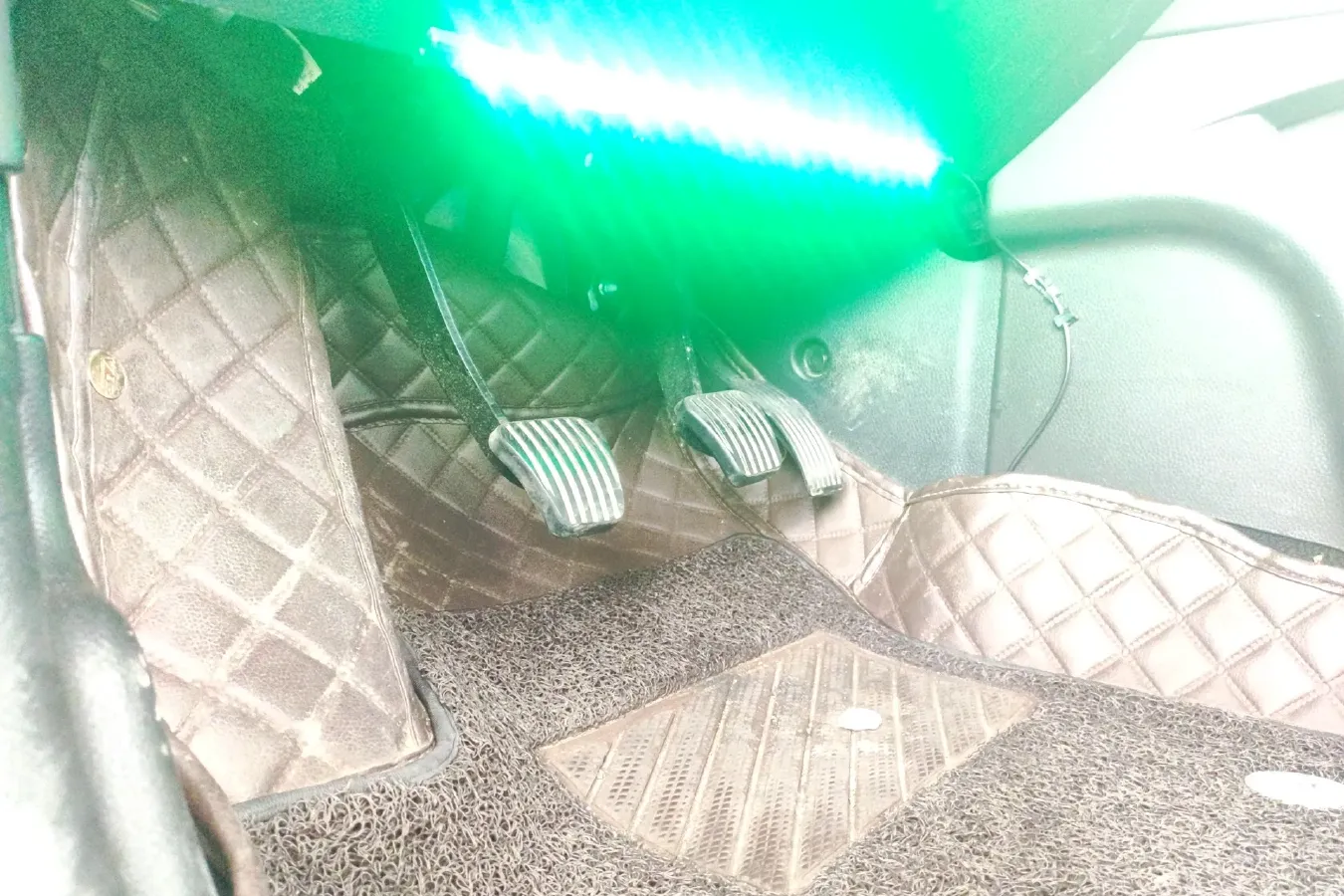 2021 DongFeng Fengon Fengon 580 1.5T 150HP L4 6MT,autocango,china used car exporter,china ev exporter,chinese used car exporter,chinese used ev exporter