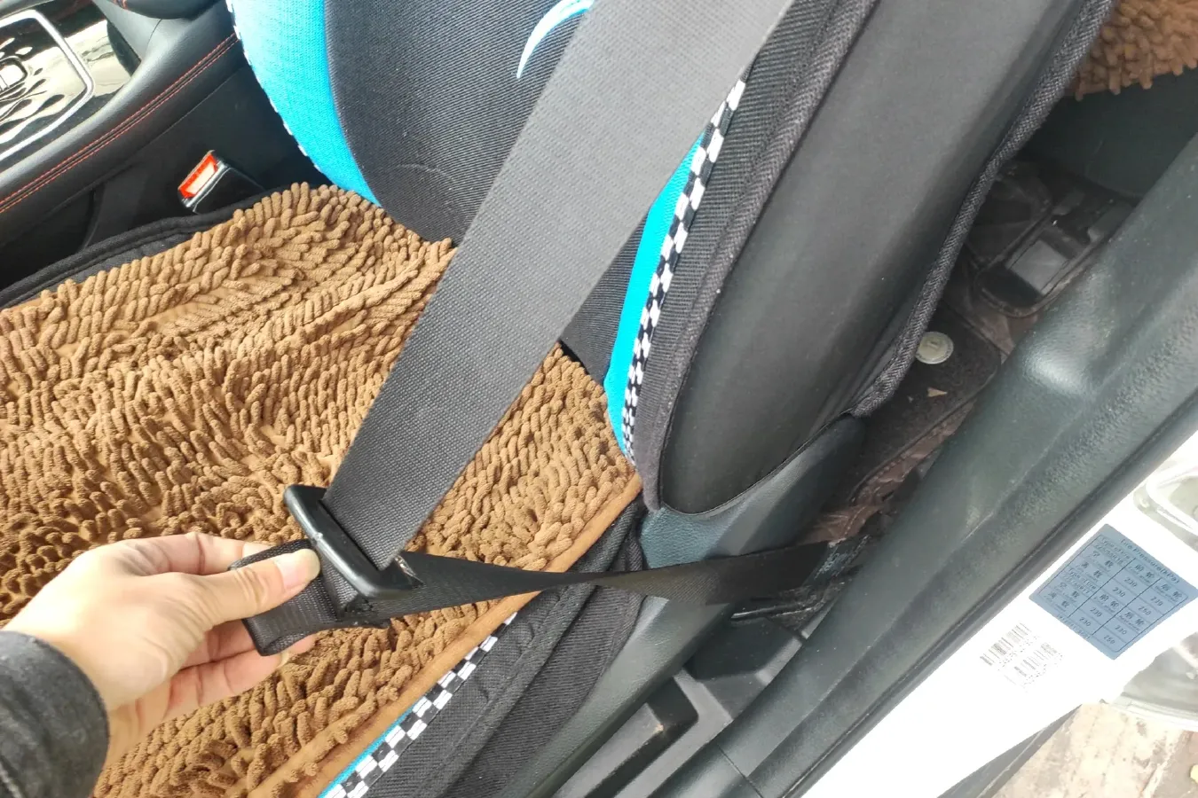 2021 DongFeng Fengon Fengon 580 1.5T 150HP L4 6MT,autocango,china used car exporter,china ev exporter,chinese used car exporter,chinese used ev exporter