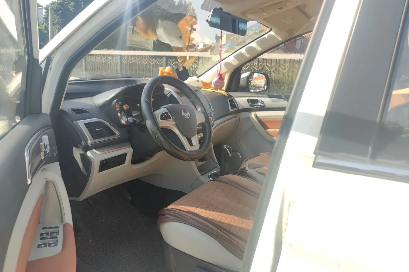 2016 BAIC Hyosow H3 1.5L 114HP L4 5MT,autocango,china used car exporter,china ev exporter,chinese used car exporter,chinese used ev exporter