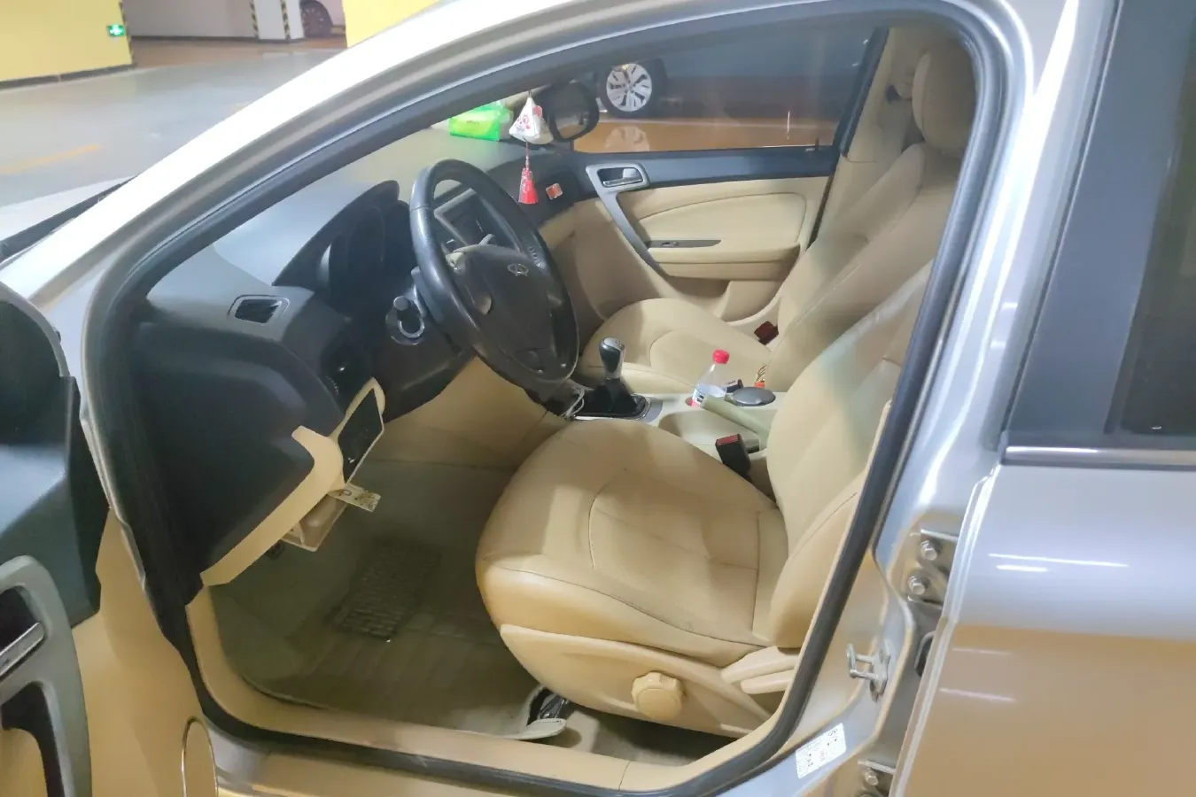 2010 Chery A3 1.6L 126HP L4 5MT,autocango,china used car exporter,china ev exporter,chinese used car exporter,chinese used ev exporter