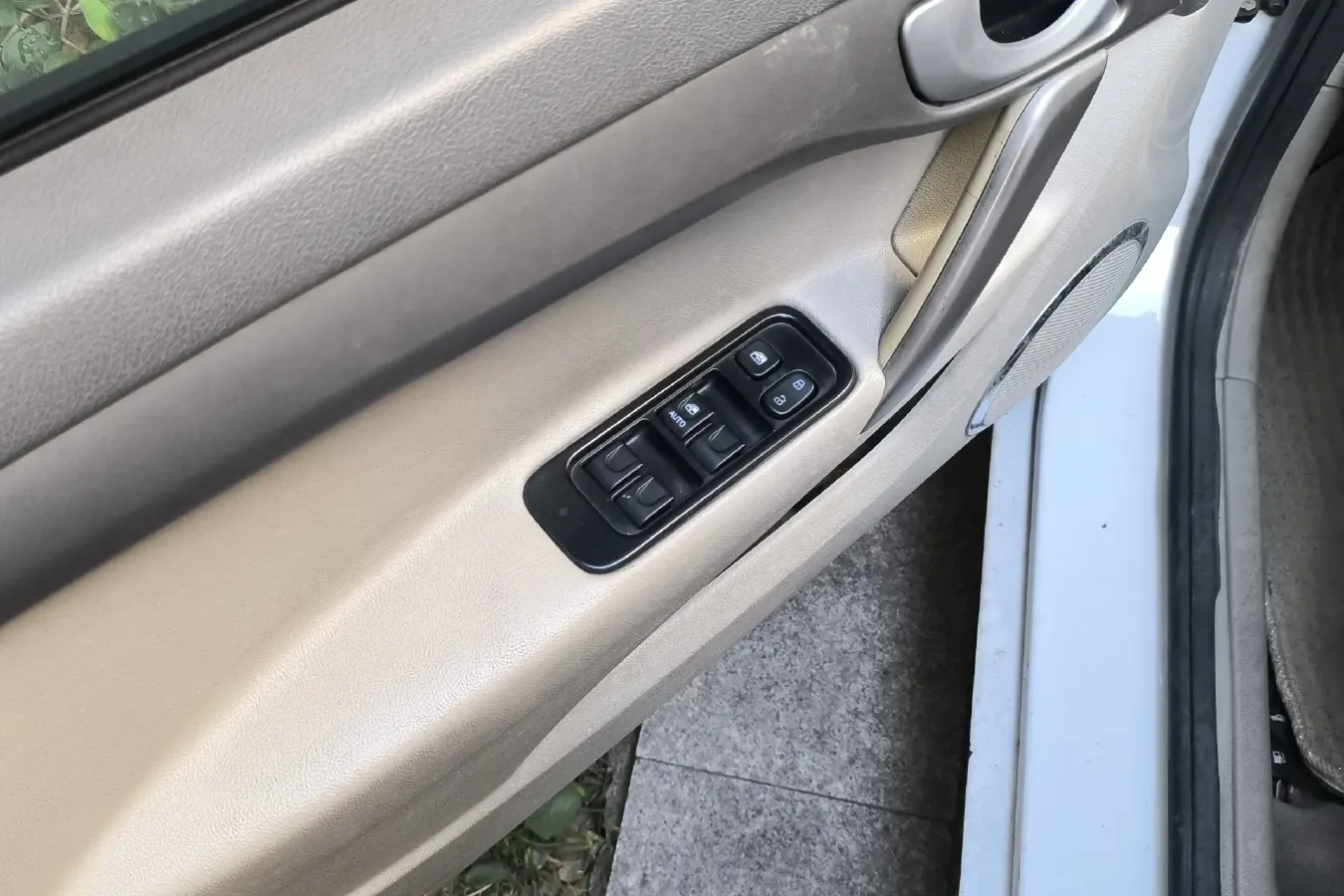 2011 JAC HeYue 1.5L 113HP L4 5MT,autocango,china used car exporter,china ev exporter,chinese used car exporter,chinese used ev exporter