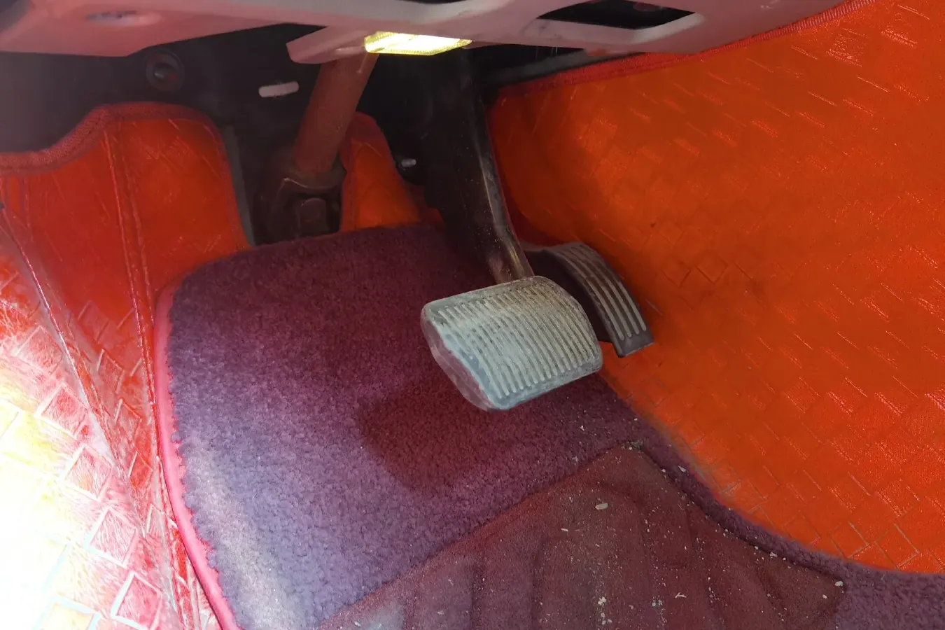 2011 Volvo S40 2.0L 141HP L4 6DCT,autocango,china used car exporter,china ev exporter,chinese used car exporter,chinese used ev exporter