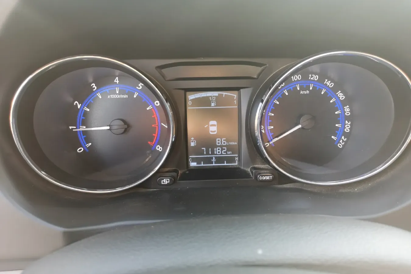 2017 DongFeng Forthing S500 1.5L 120HP L4 5MT,autocango,china used car exporter,china ev exporter,chinese used car exporter,chinese used ev exporter