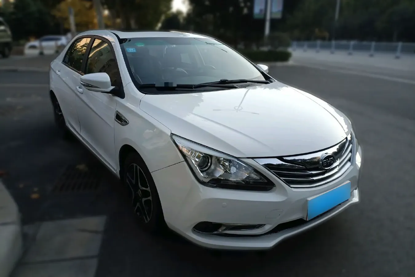 2014 BYD G5 1.5T 154HP L4 6DCT,autocango,china used car exporter,china ev exporter,chinese used car exporter,chinese used ev exporter