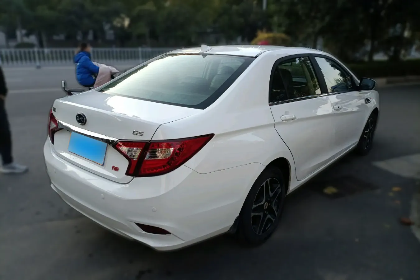 2014 BYD G5 1.5T 154HP L4 6DCT,autocango,china used car exporter,china ev exporter,chinese used car exporter,chinese used ev exporter