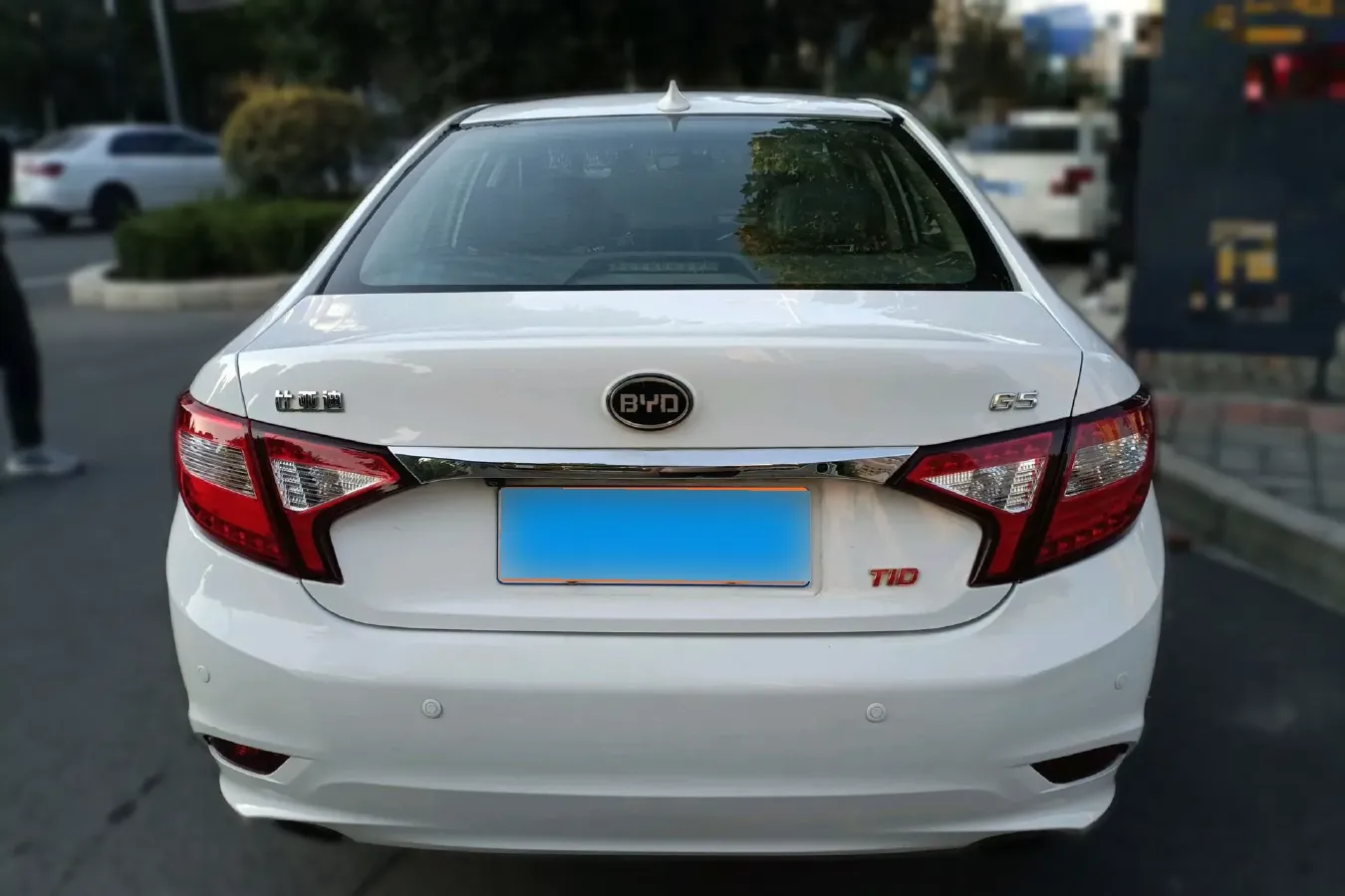 2014 BYD G5 1.5T 154HP L4 6DCT,autocango,china used car exporter,china ev exporter,chinese used car exporter,chinese used ev exporter