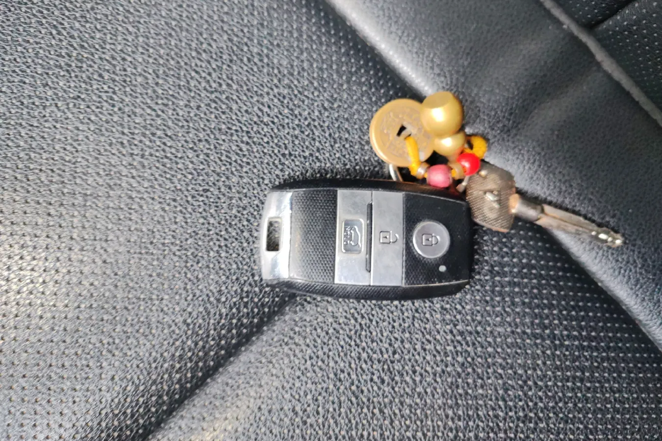 2017 Kia KX7 2.0T 241HP L4 6AT,autocango,china used car exporter,china ev exporter,chinese used car exporter,chinese used ev exporter