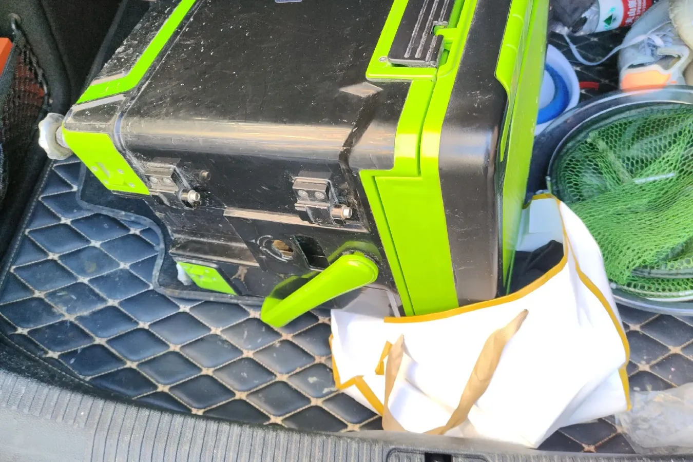 2020 Audi A4L 2.0T 190HP L4 7DCT,autocango,china used car exporter,china ev exporter,chinese used car exporter,chinese used ev exporter