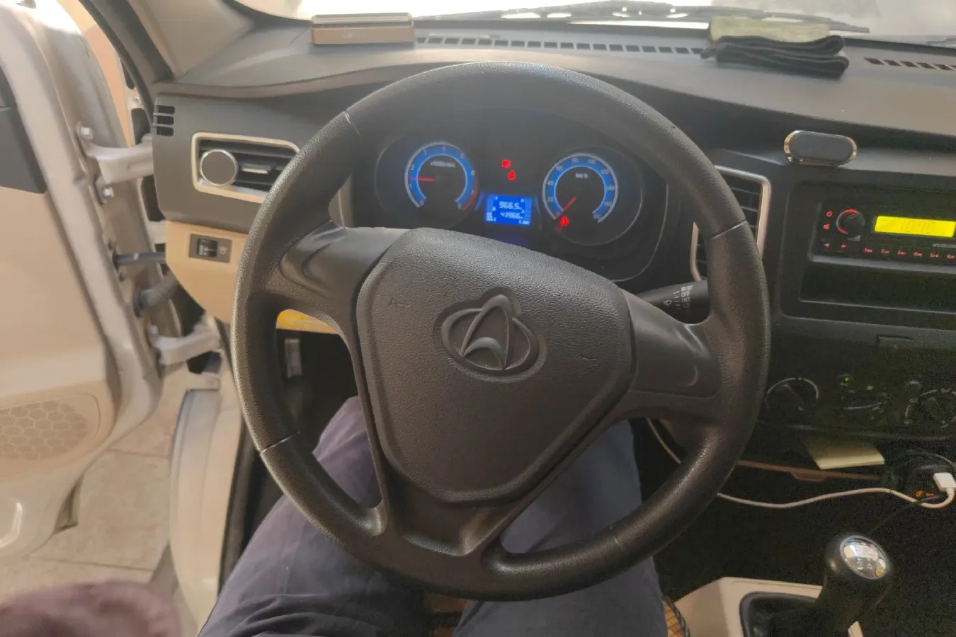 2019 ChangAn KuaYue New Leopard 3 1.6L 105HP L4 5MT,autocango,china used car exporter,china ev exporter,chinese used car exporter,chinese used ev exporter