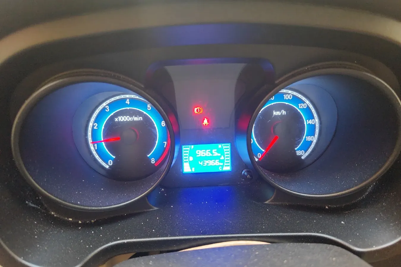 2019 ChangAn KuaYue New Leopard 3 1.6L 105HP L4 5MT,autocango,china used car exporter,china ev exporter,chinese used car exporter,chinese used ev exporter