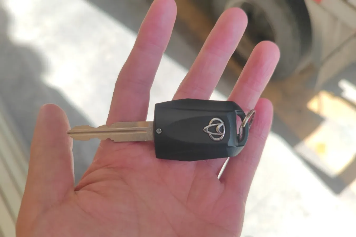 2019 ChangAn KuaYue New Leopard 3 1.6L 105HP L4 5MT,autocango,china used car exporter,china ev exporter,chinese used car exporter,chinese used ev exporter