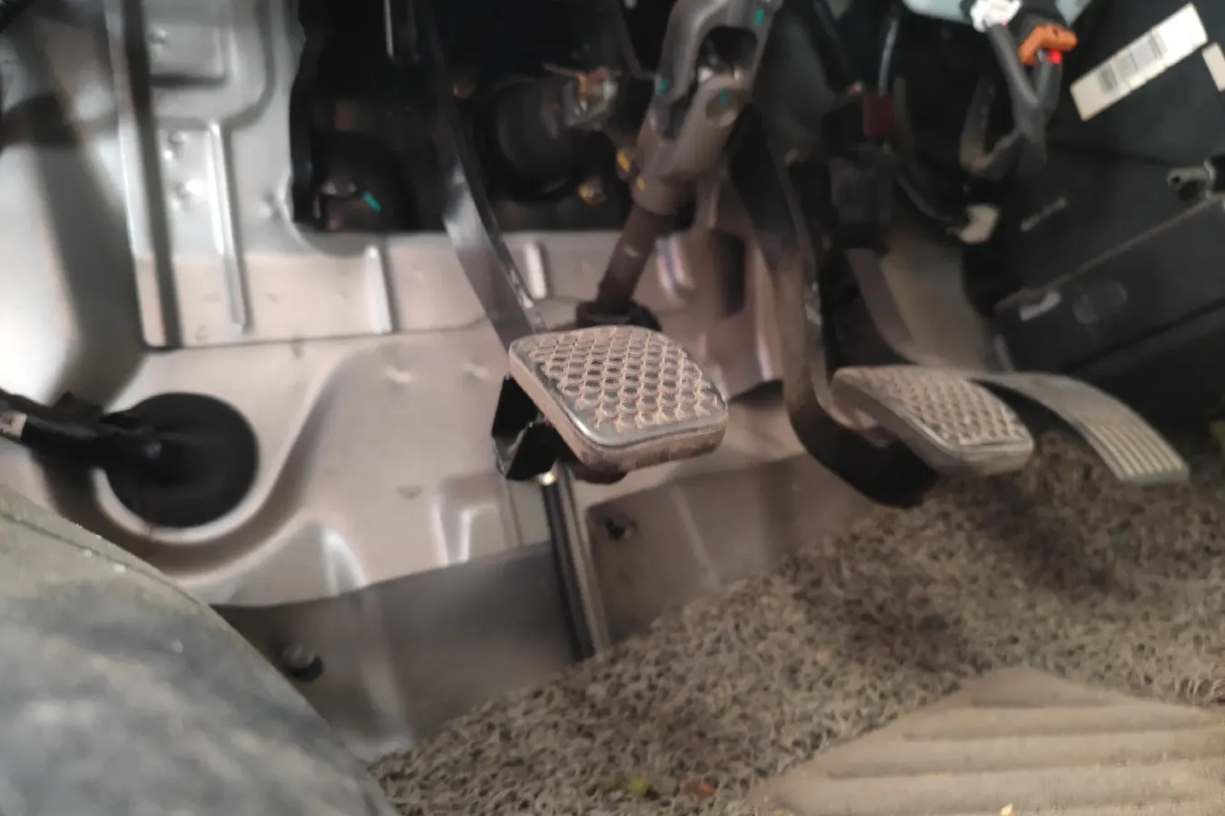 2019 ChangAn KuaYue New Leopard 3 1.6L 105HP L4 5MT,autocango,china used car exporter,china ev exporter,chinese used car exporter,chinese used ev exporter