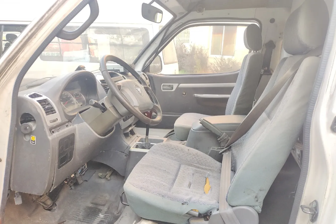 2014 Foton Scenery 2.2L 103HP L4 5MT,autocango,china used car exporter,china ev exporter,chinese used car exporter,chinese used ev exporter